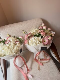 Понеделник е и ви черпим с доза цветно вдъхновение! 🌸
Напомняме, че тази седмица за последно в събота бутика ни ще остане затворен!
Очакват ни интересни събития и ще ви държим в течение! 👰🏻♀️🤵🏻
#flowers